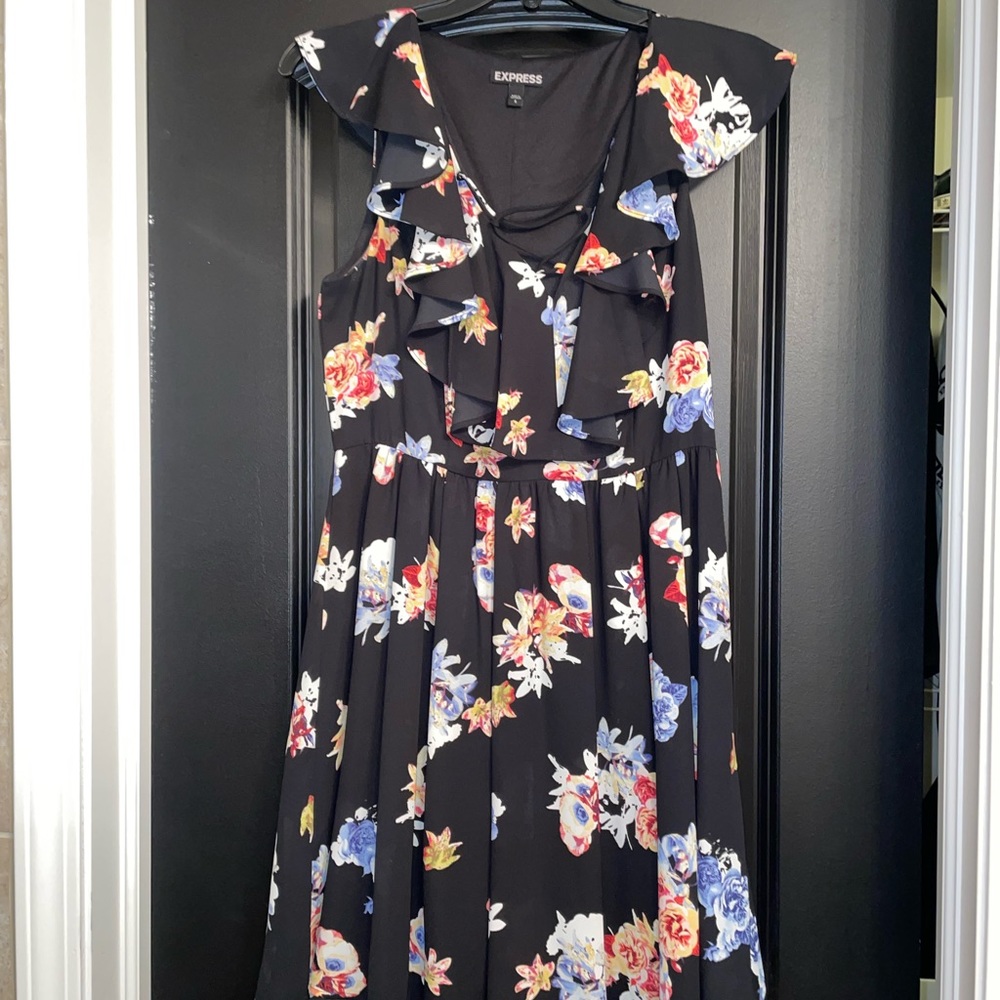 EXPRESS floral dress